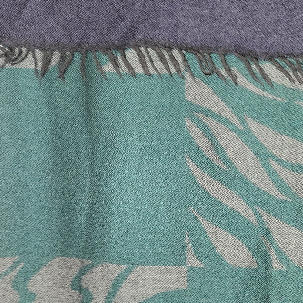 Wool Scarf - Picture 2 of 4